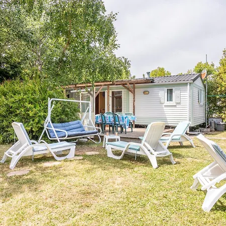 Les Mimosas - Location Familiale La Bree-les-Bains