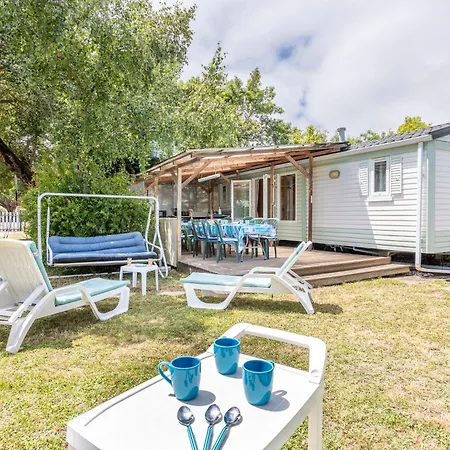 펜션 Les Mimosas - Location Familiale *